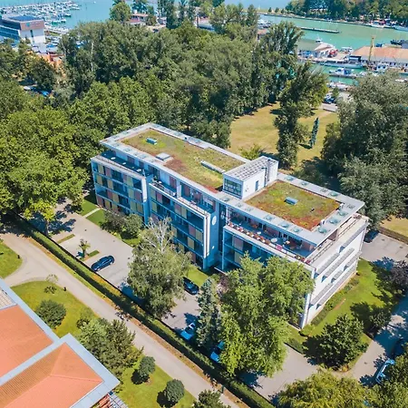 Mf Azur Wellness * Siofok